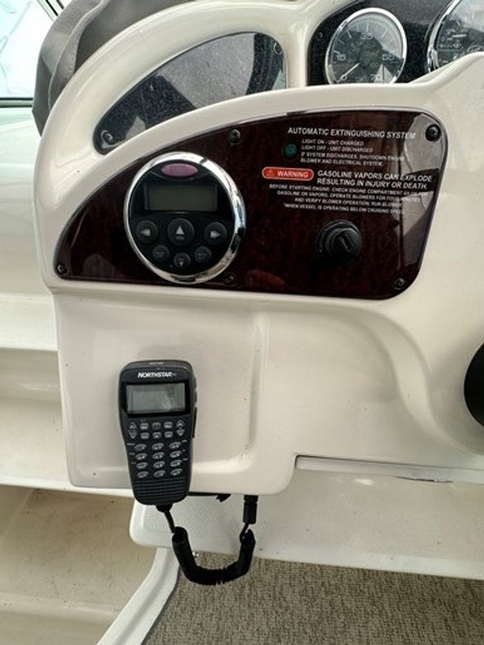 2008 Sea Ray 260 Sundancer Photo 30 sur 48
