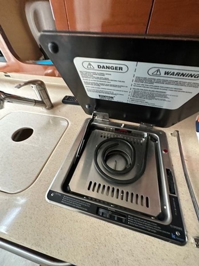 2008 Sea Ray 260 Sundancer Photo 42 sur 48