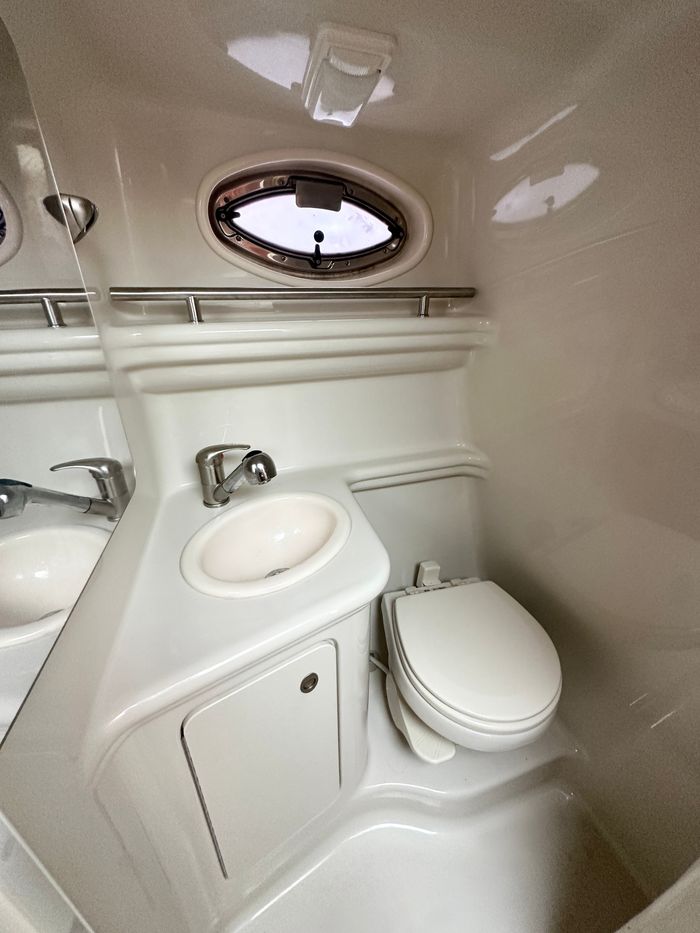2008 Sea Ray 260 Sundancer Photo 43 sur 48