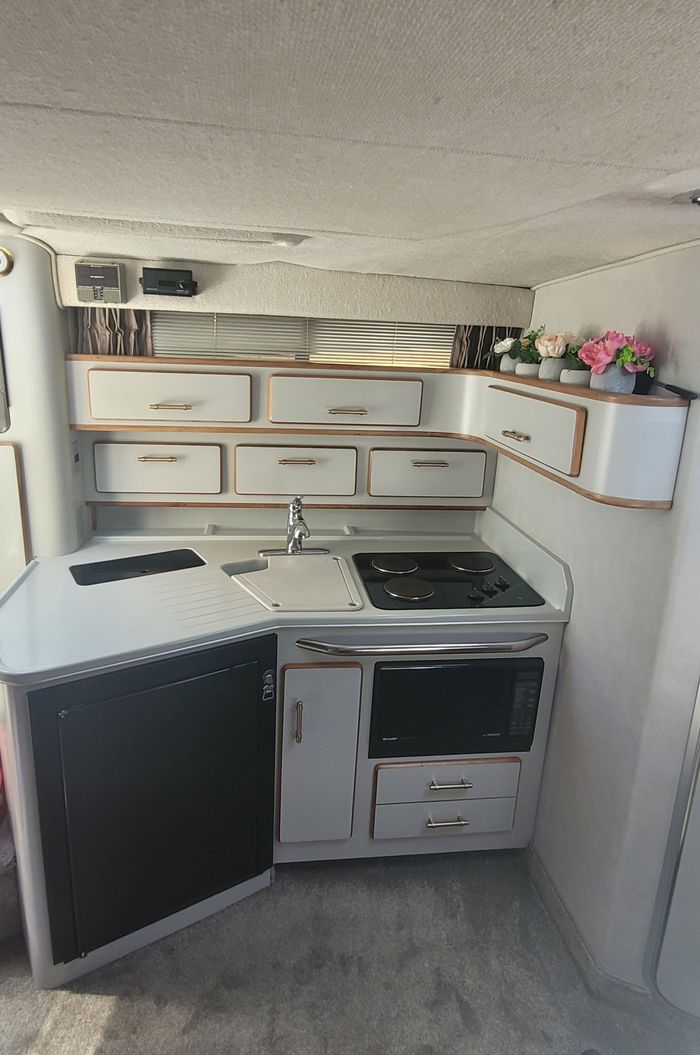 1991 Sea Ray 350 Sundancer Photo 4 of 24