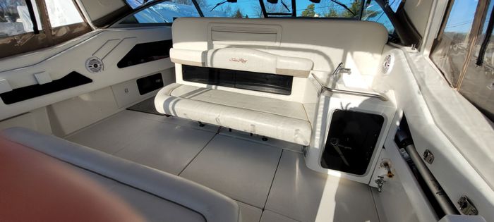 1991 Sea Ray 350 Sundancer Photo 9 of 24