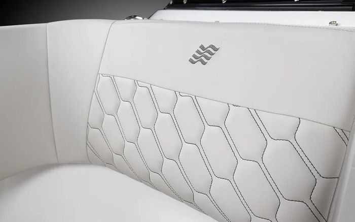 2026 Four Winns Four Winns H1 4.5 l MERCRUISER Photo 3 of 4