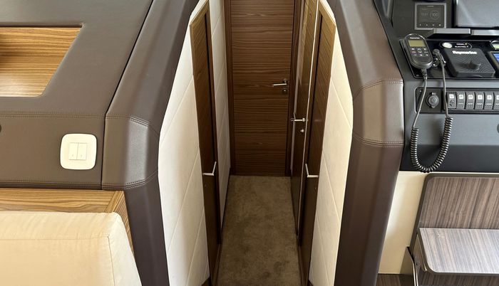 2019 Greenline 48 Fly Photo 11 of 87