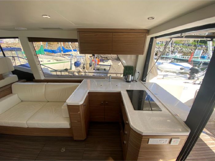 2019 Greenline 48 Fly Photo 33 of 87