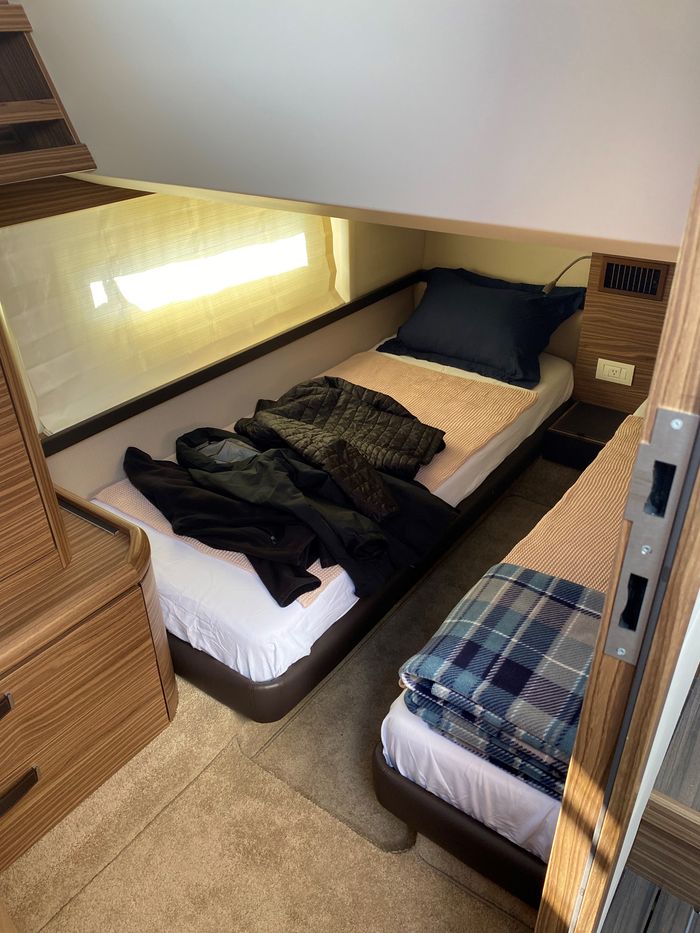 2019 Greenline 48 Fly Photo 78 of 87