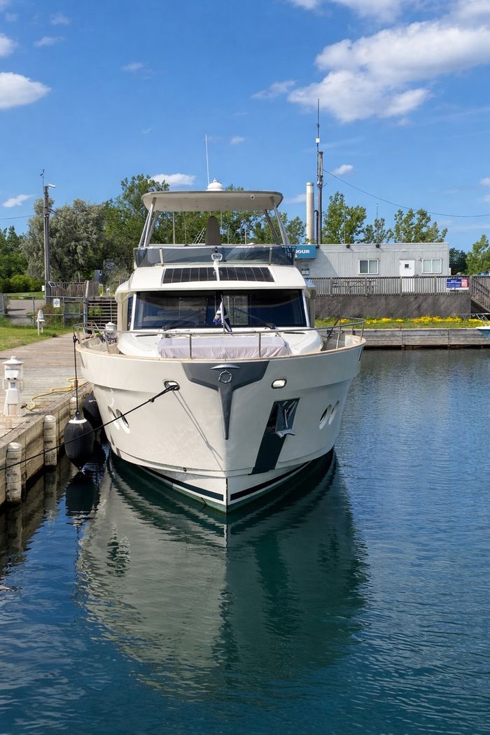 2019 Greenline 48 Fly Photo 2 of 87