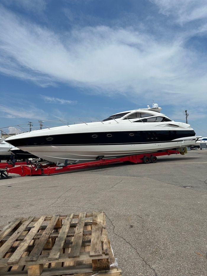 2006 Sunseeker 68 Predator Photo 4 of 4