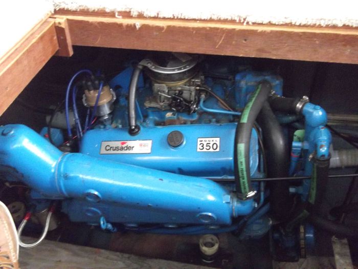 1986 Carver 3607 Photo 21 of 22