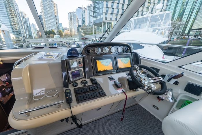 2008 Sea Ray 48 Sundancer Photo 13 of 54