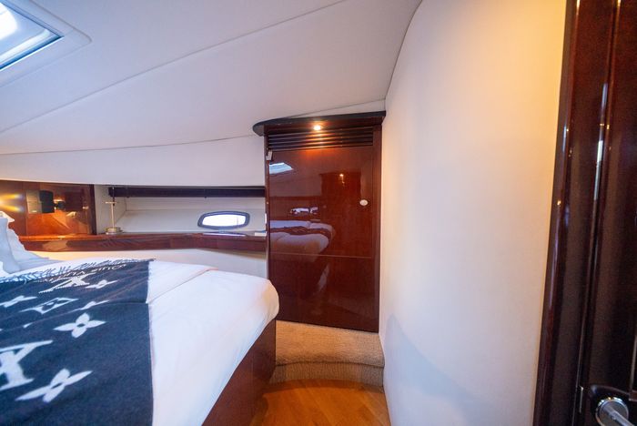2008 Sea Ray 48 Sundancer Photo 29 of 54