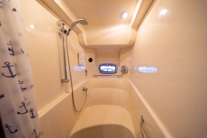 2008 Sea Ray 48 Sundancer Photo 33 of 54
