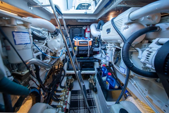 2008 Sea Ray 48 Sundancer Photo 49 of 54