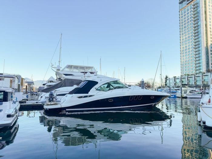 2008 Sea Ray 48 Sundancer Photo 1 of 54