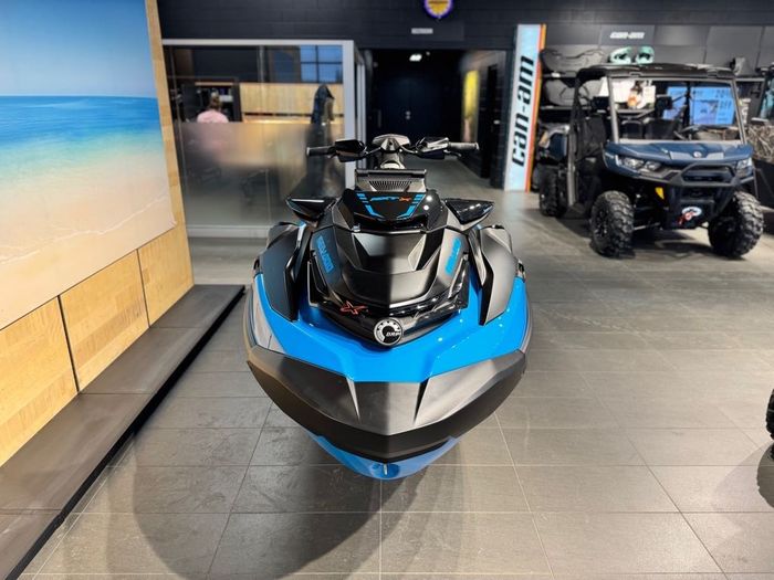 2026 Sea-Doo RXT-X 325 Photo 5 of 6
