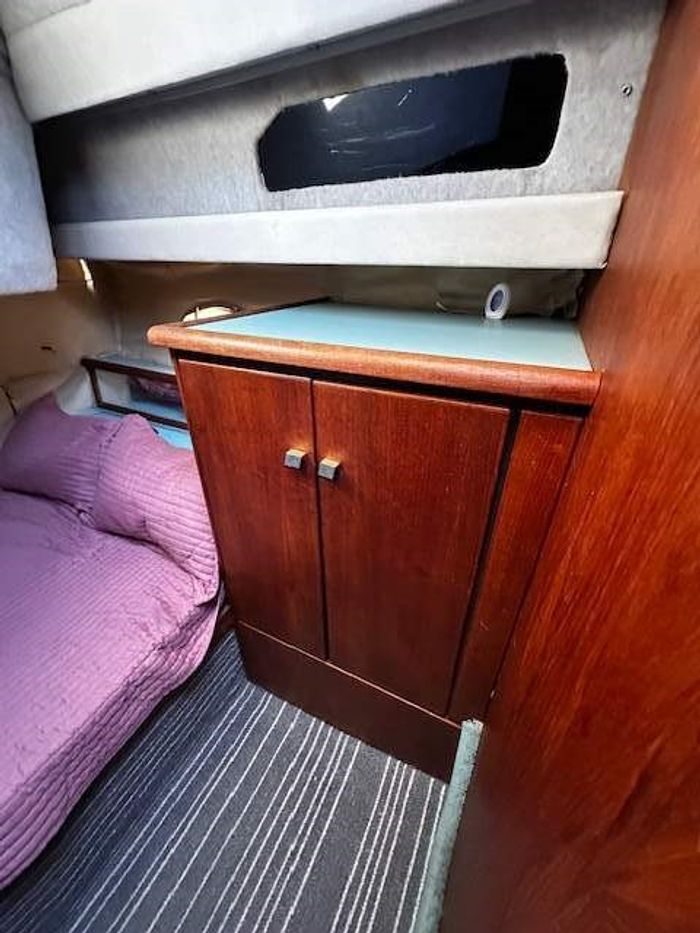 1988 Bayliner 3288 Motor Yacht Photo 20 of 43