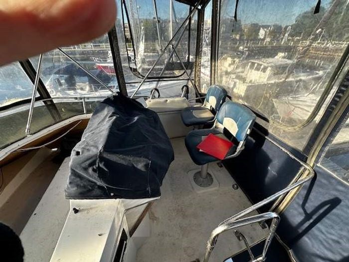 1988 Bayliner 3288 Motor Yacht Photo 12 of 43