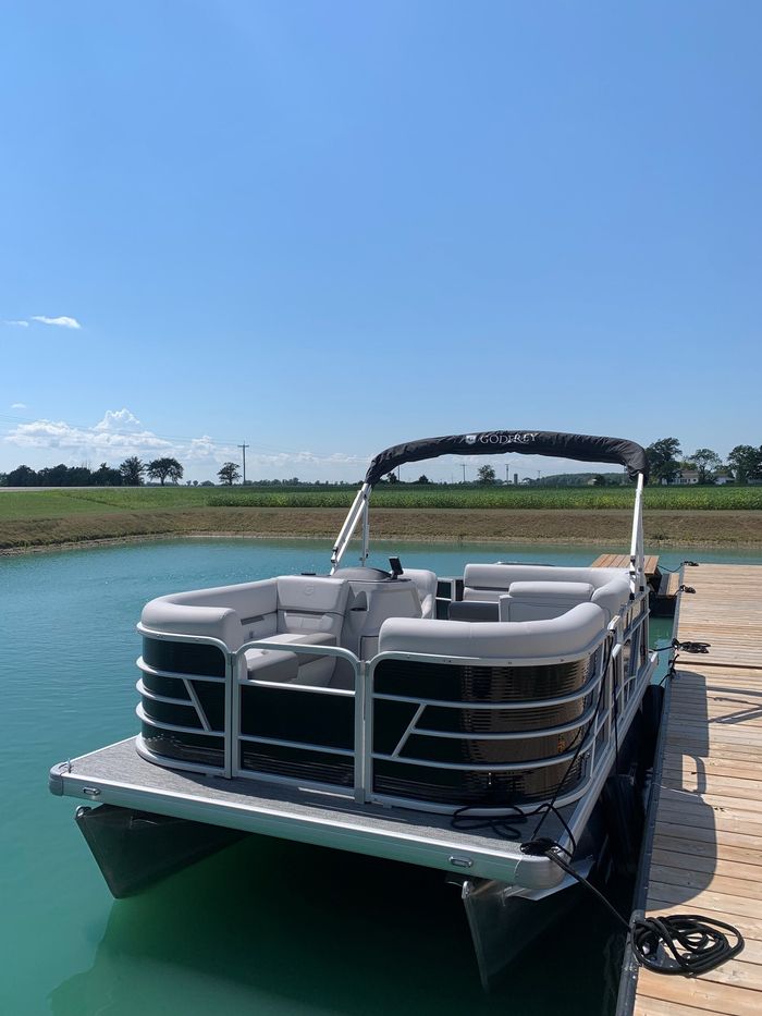 2023 Godfrey Pontoons ***Sold***   SW 1680 CX Photo 1 sur 7