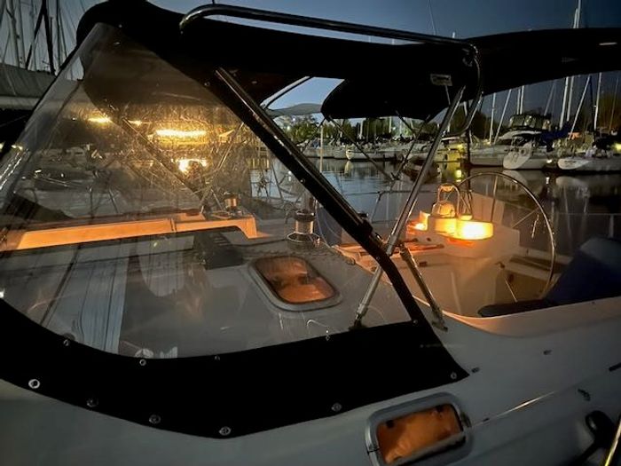 1998 Beneteau Beneteau 381 Photo 4 of 19