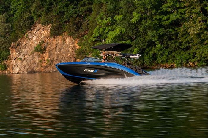 2026 Yamaha 255XD Utopia Blue | Fully Loaded | Trailer Include Photo 5 sur 7
