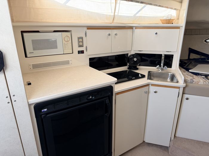 1999 Bayliner 3055 Ciera Photo 27 of 45