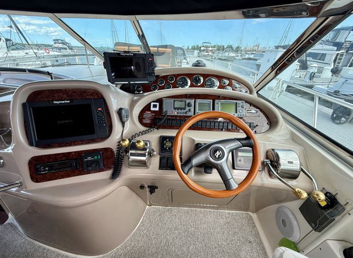 2001 Sea Ray 410 Sundancer Photo 20 of 70