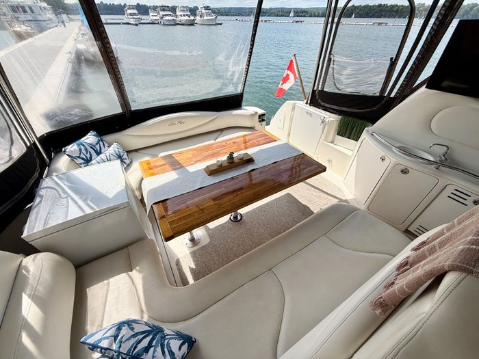 2001 Sea Ray 410 Sundancer Photo 14 of 70