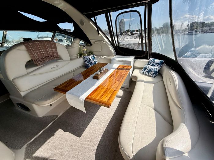 2001 Sea Ray 410 Sundancer Photo 12 of 70