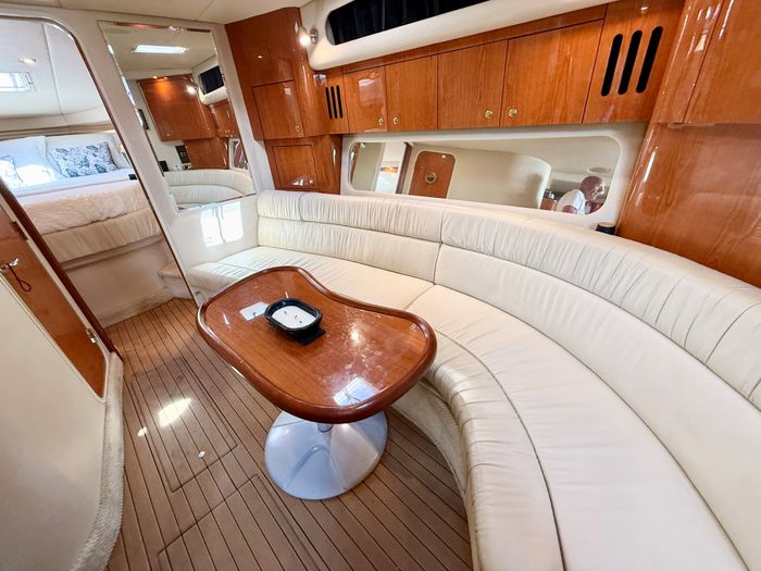 2001 Sea Ray 410 Sundancer Photo 33 of 70