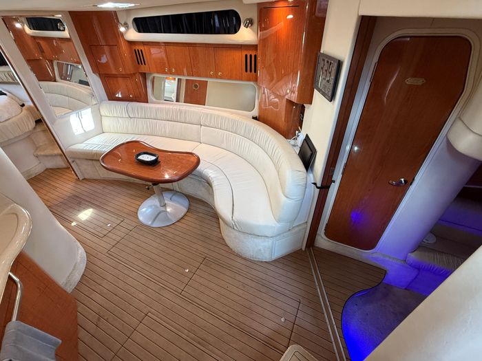2001 Sea Ray 410 Sundancer Photo 30 of 70
