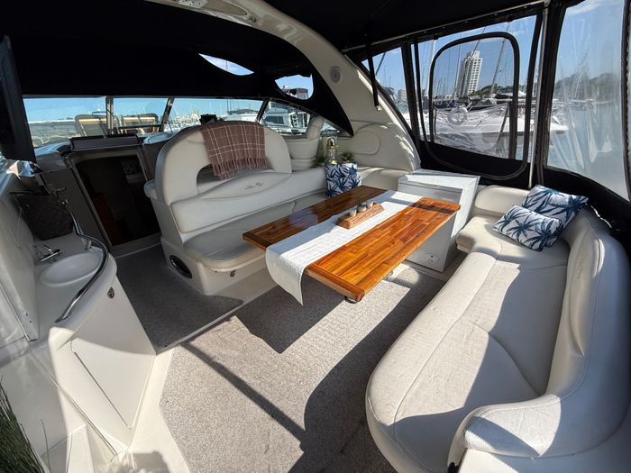 2001 Sea Ray 410 Sundancer Photo 11 of 70