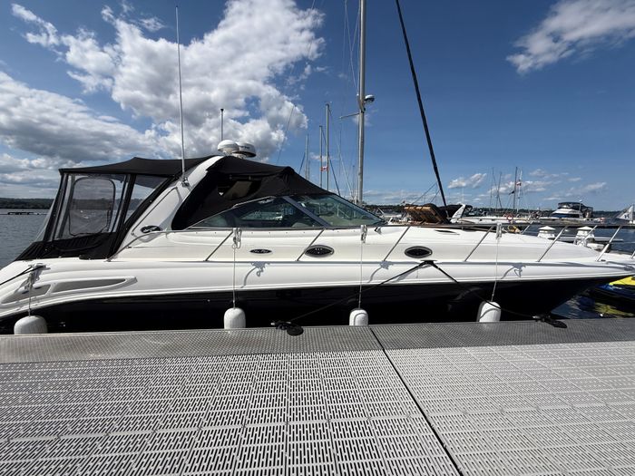 2001 Sea Ray 410 Sundancer Photo 3 of 70