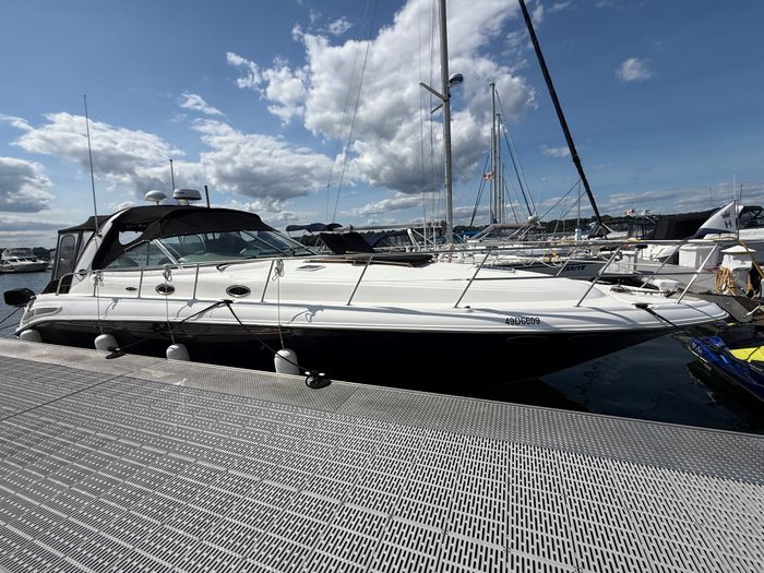 2001 Sea Ray 410 Sundancer Photo 2 of 70