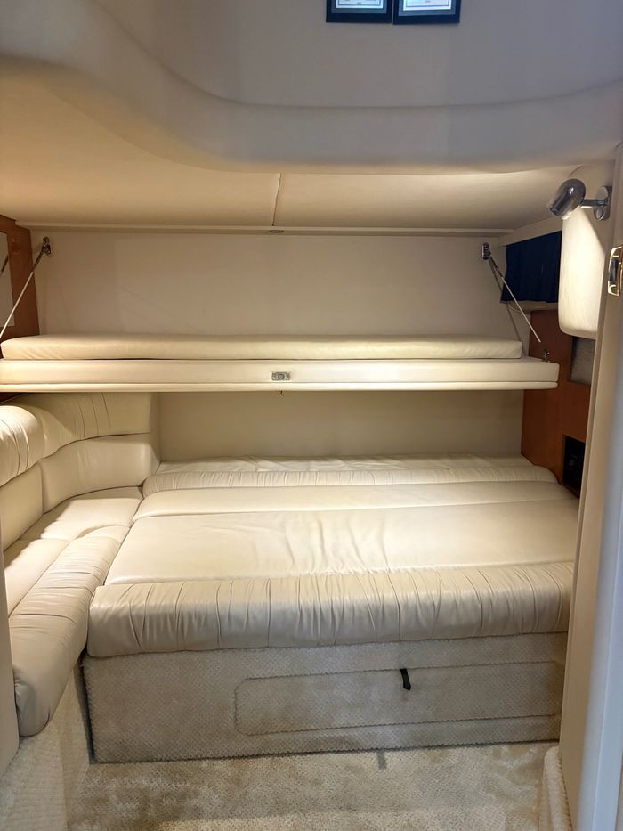 2001 Sea Ray 410 Sundancer Photo 54 of 70