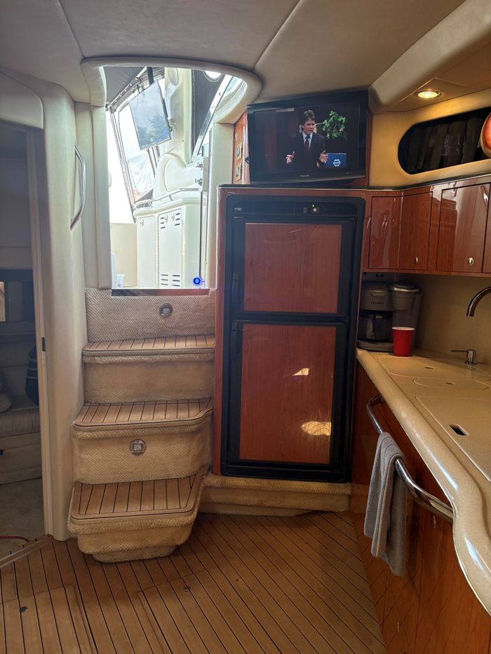 2001 Sea Ray 410 Sundancer Photo 49 of 70
