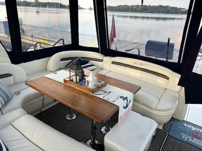 2003 Sea Ray 420 Sundancer Photo 6 of 19