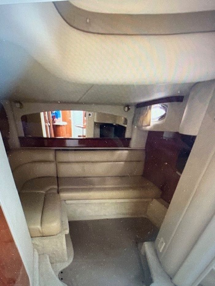 2003 Sea Ray 420 Sundancer Photo 16 of 19