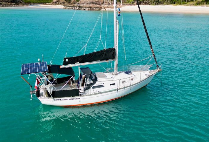 1974 Islander 34 Photo 2 sur 41