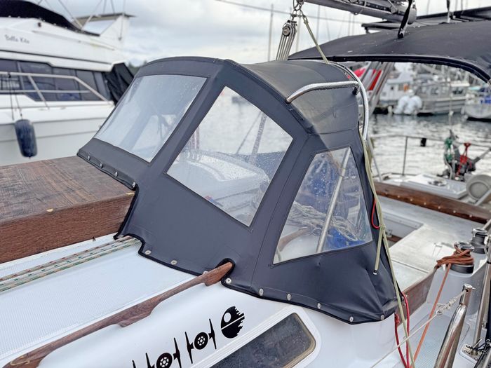 1974 Islander 34 Photo 5 sur 41