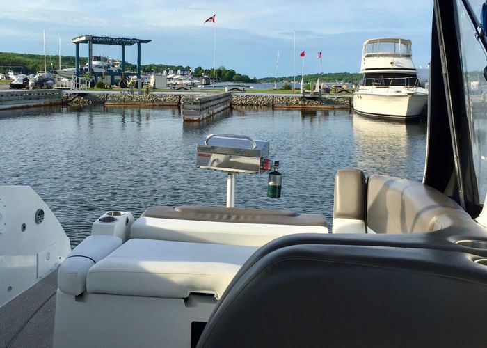 2013 Rinker 290 EC Photo 16 of 42