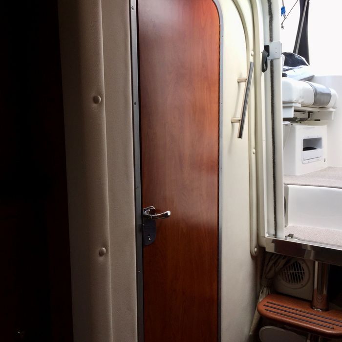 2013 Rinker 290 EC Photo 37 of 42