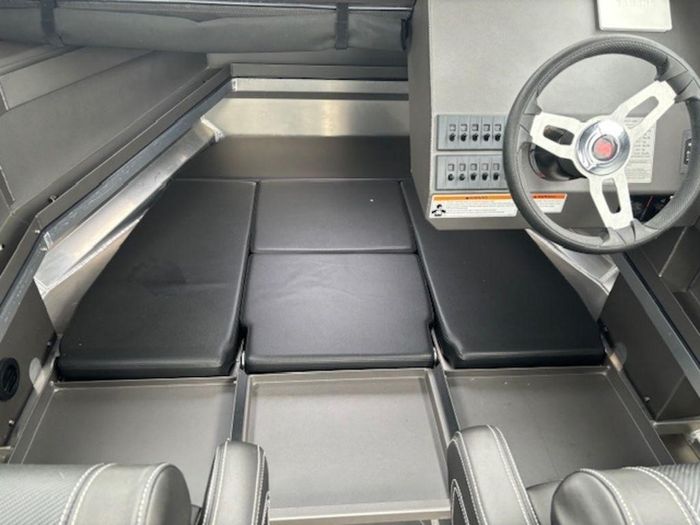 2023 Stabicraft 2250 Ultra CentreCab Photo 5 of 11