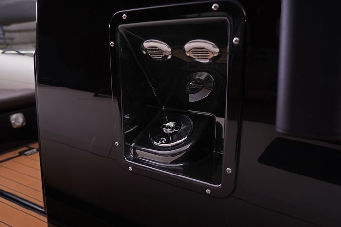 2027 Brig Navigator 22 Photo 8 of 15