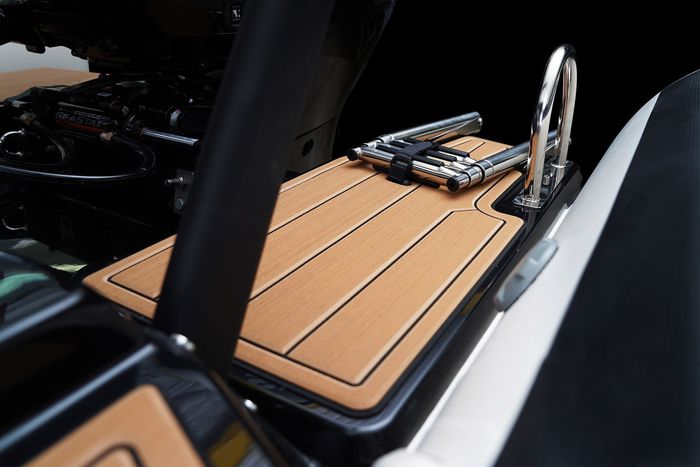 2027 Brig Navigator 22 Photo 13 of 15