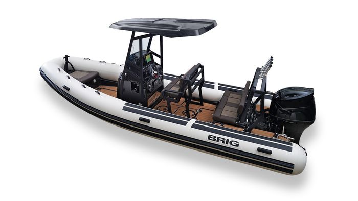 2027 Brig Navigator 22 Photo 14 of 15
