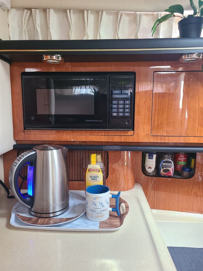2001 Sea Ray 340 Sundancer Photo 19 sur 25