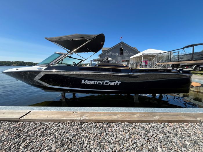2025 MasterCraft PROSTAR Photo 1 sur 7