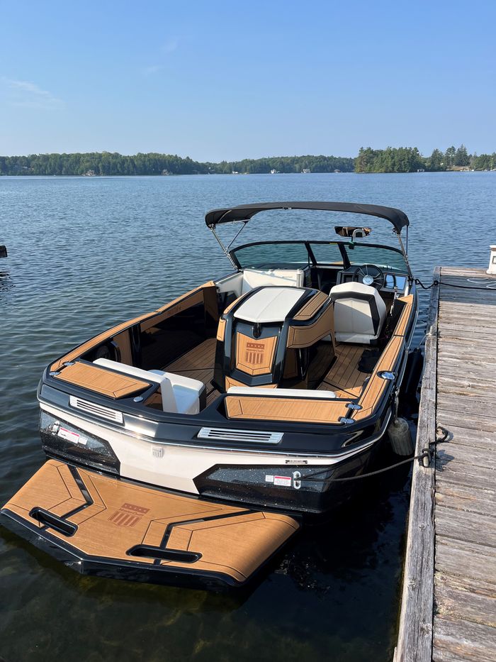 2025 MasterCraft PROSTAR Photo 2 sur 7