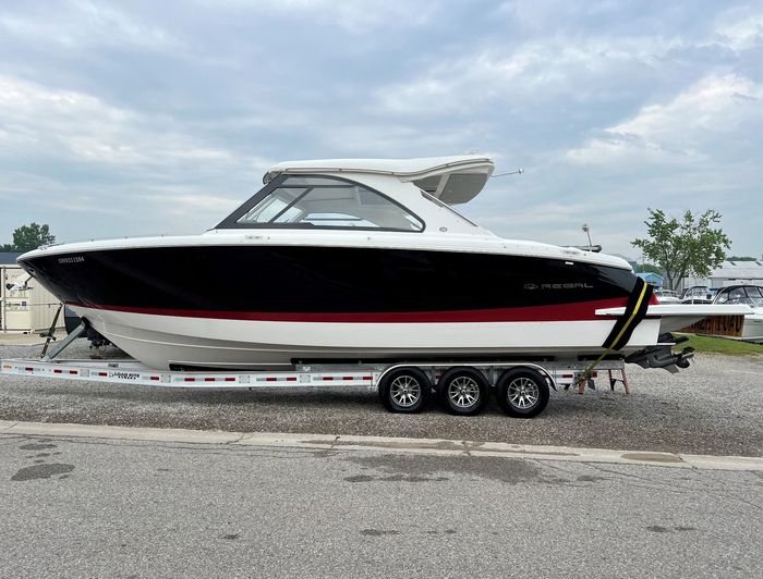 2023 Regal LS 36 Bowrider Photo 1 sur 18
