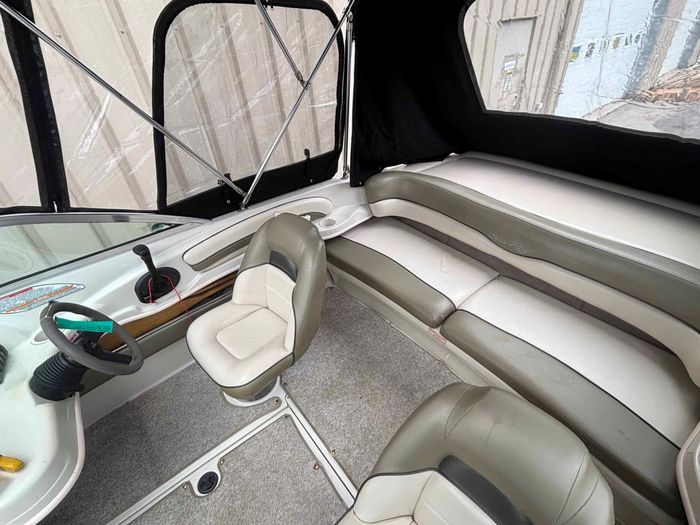 2004 Sea Ray 185 BR SPORT Photo 15 sur 18