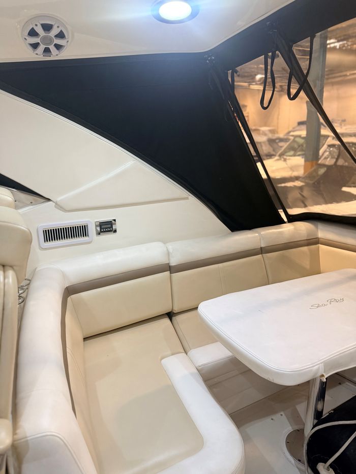 2013 Sea Ray 410 Sundancer Photo 5 of 16